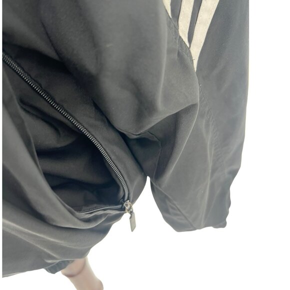 Adidas Classic 3 Stripes Windbreaker Jacket | Medium - Picture 5 of 8
